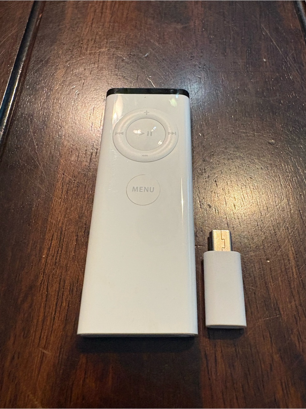 Apple IR Remote (Model A1156), classic white
 with Micro USB Adapter